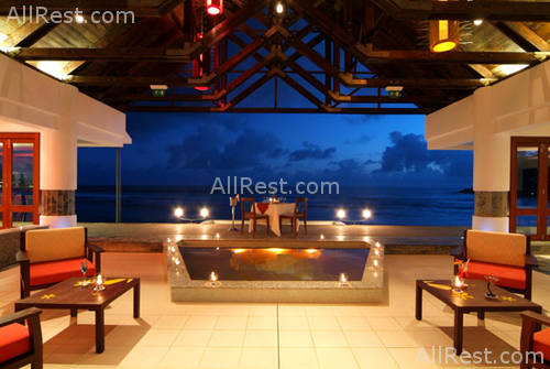 Le Meridien Barbarons 2